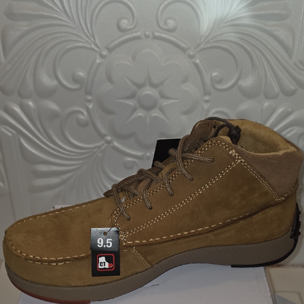 Cody James 9.5. New Tags BOOT barn $144 Men's Tan Suede Boots